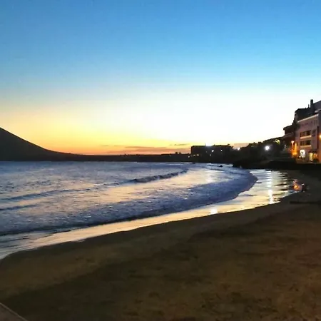 Casa de Férias Vientos Only 100m To The Surf Beach, Terrace, Balcony, Sea View, Wifi